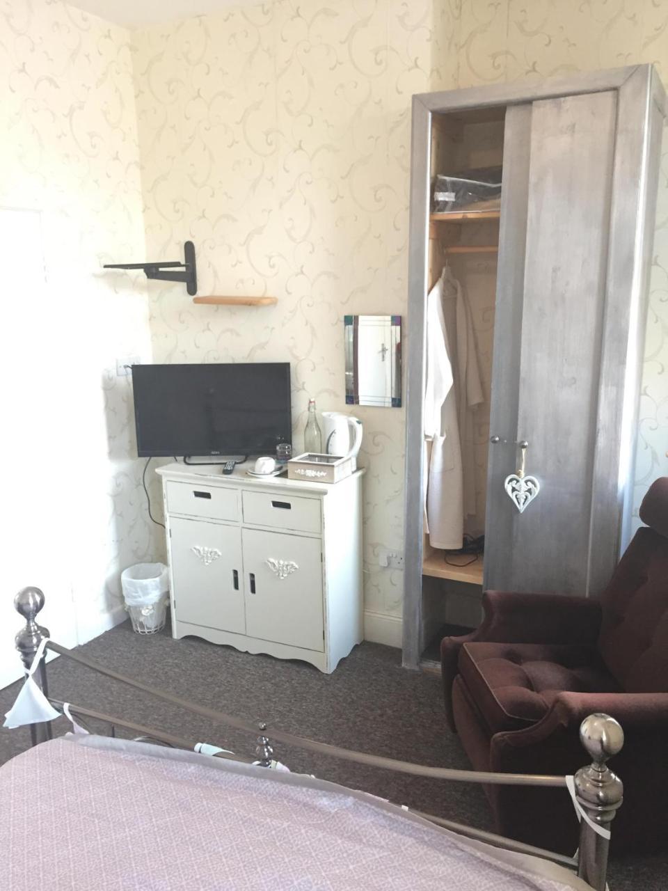 Green Bank Guest House Barrow-in-Furness Room photo